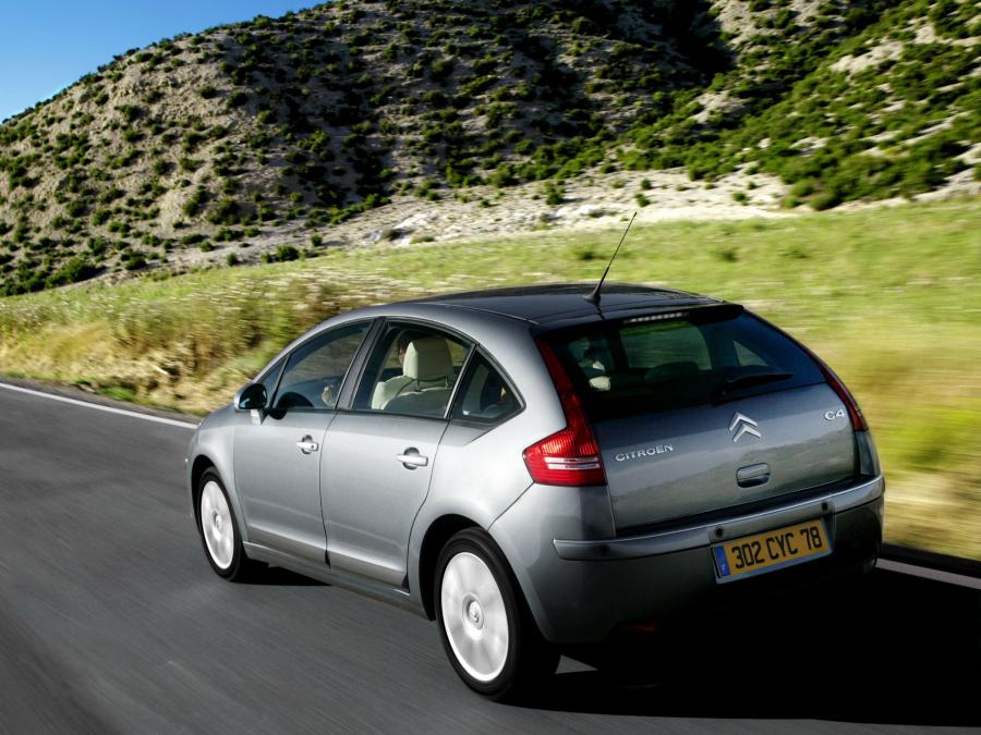  Citroen C4 Berline 2004 года  (фото 8 из 16)